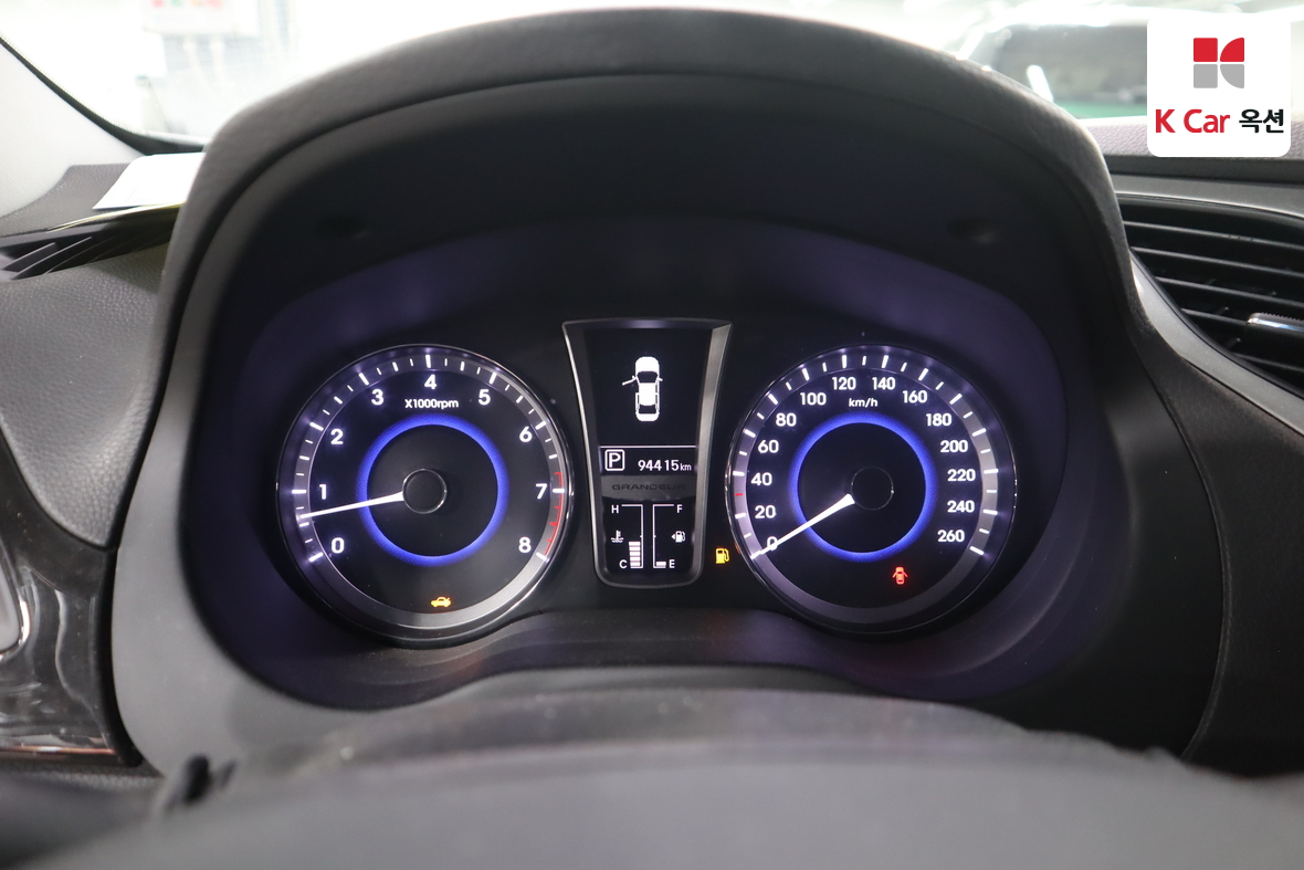 Hyundai Grandeur 2012 - Image 5