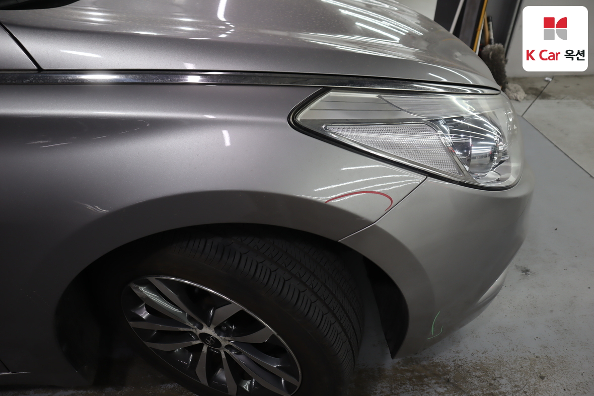 Hyundai Grandeur 2012 - Image 42