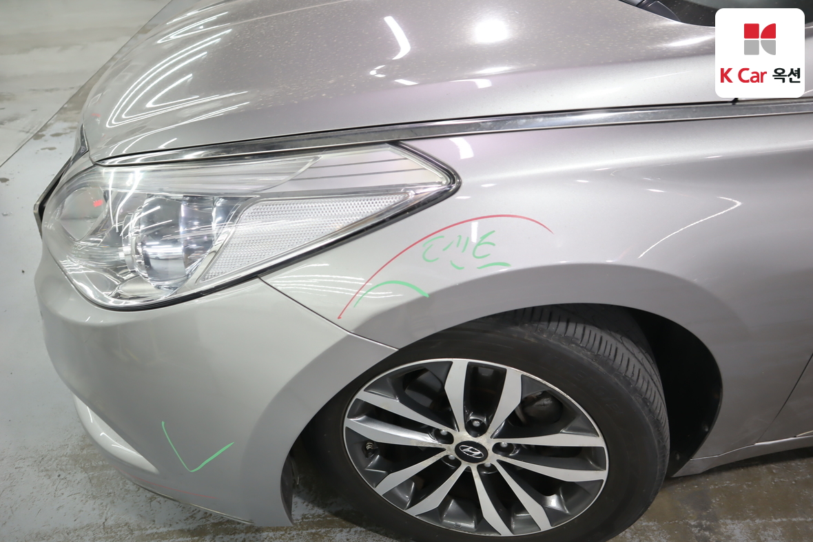 Hyundai Grandeur 2012 - Image 36
