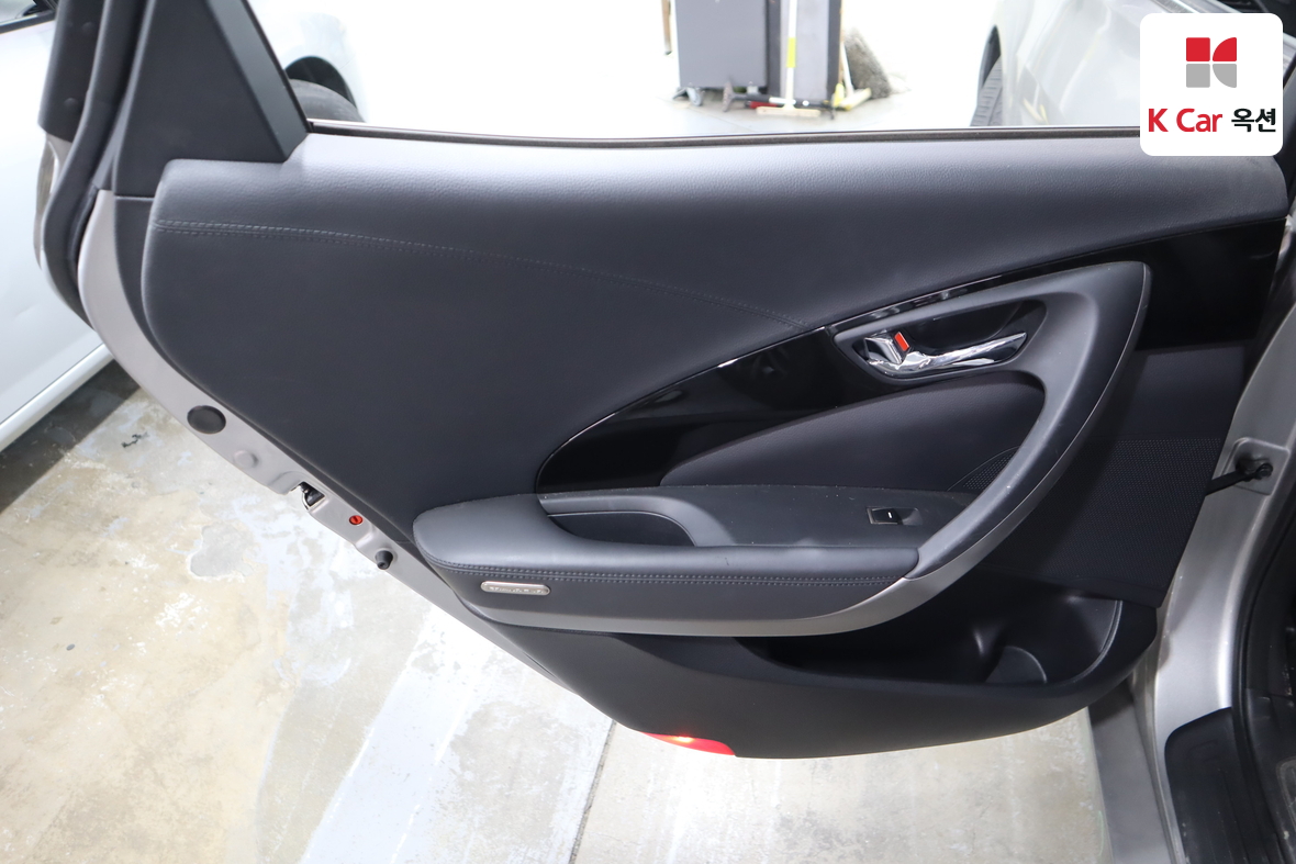 Hyundai Grandeur 2012 - Image 22