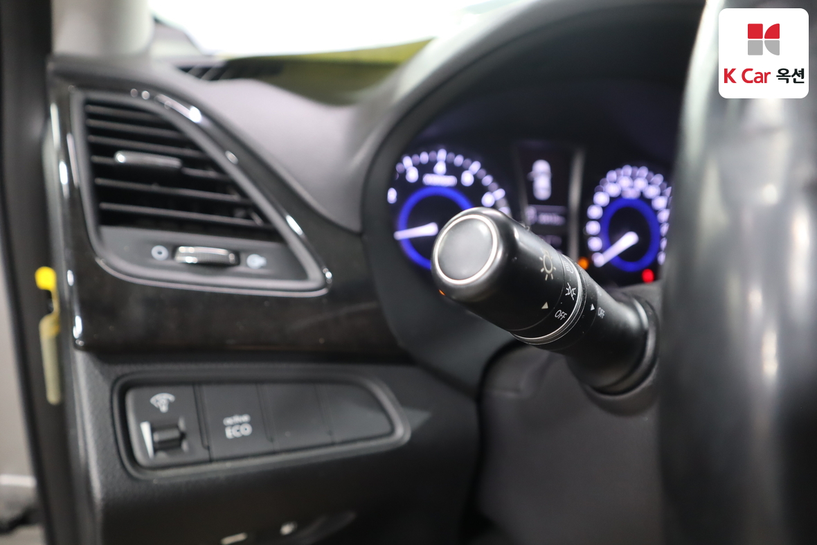 Hyundai Grandeur 2012 - Image 9