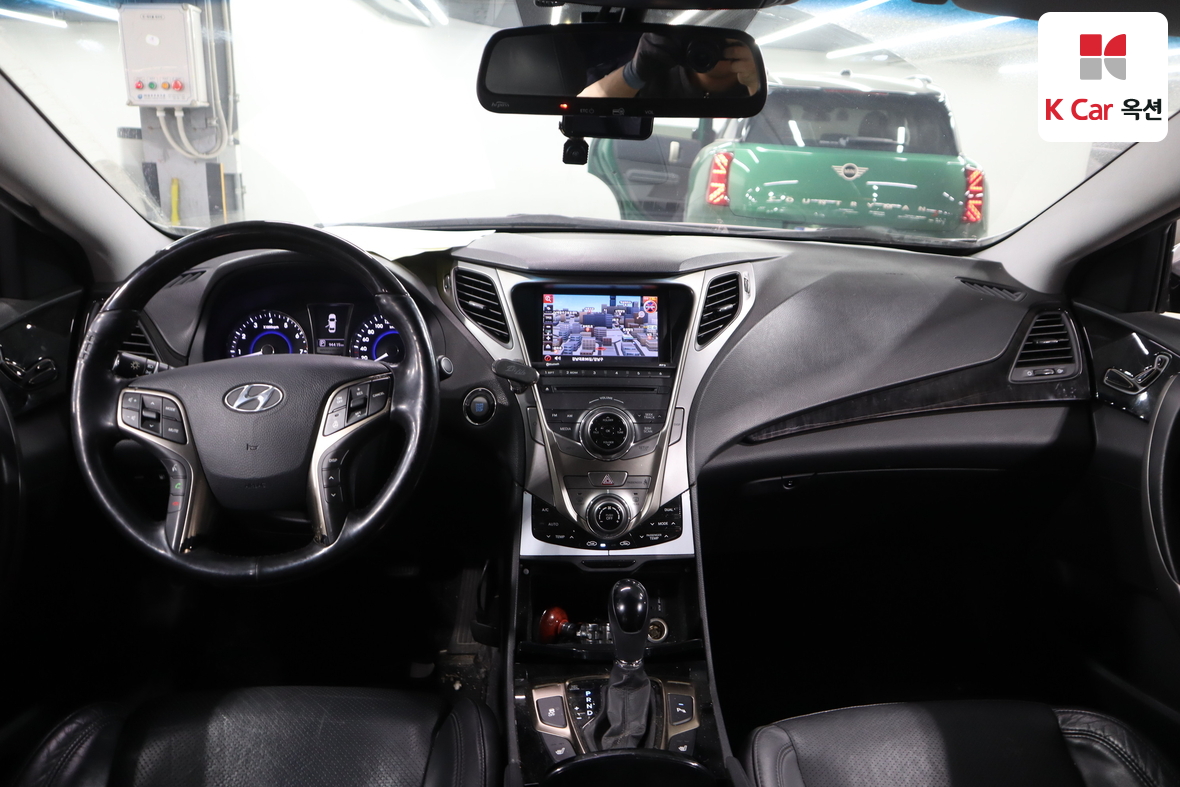 Hyundai Grandeur 2012 - Image 3