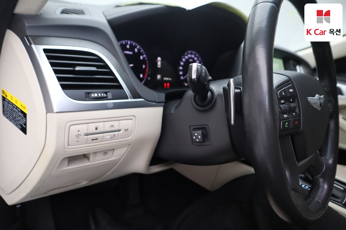 Hyundai Genesis - 9