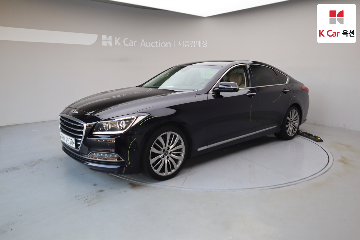 Hyundai Genesis - 1