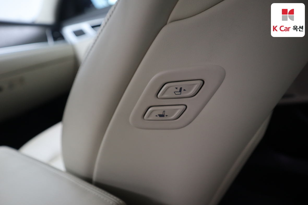 Hyundai Genesis - 34