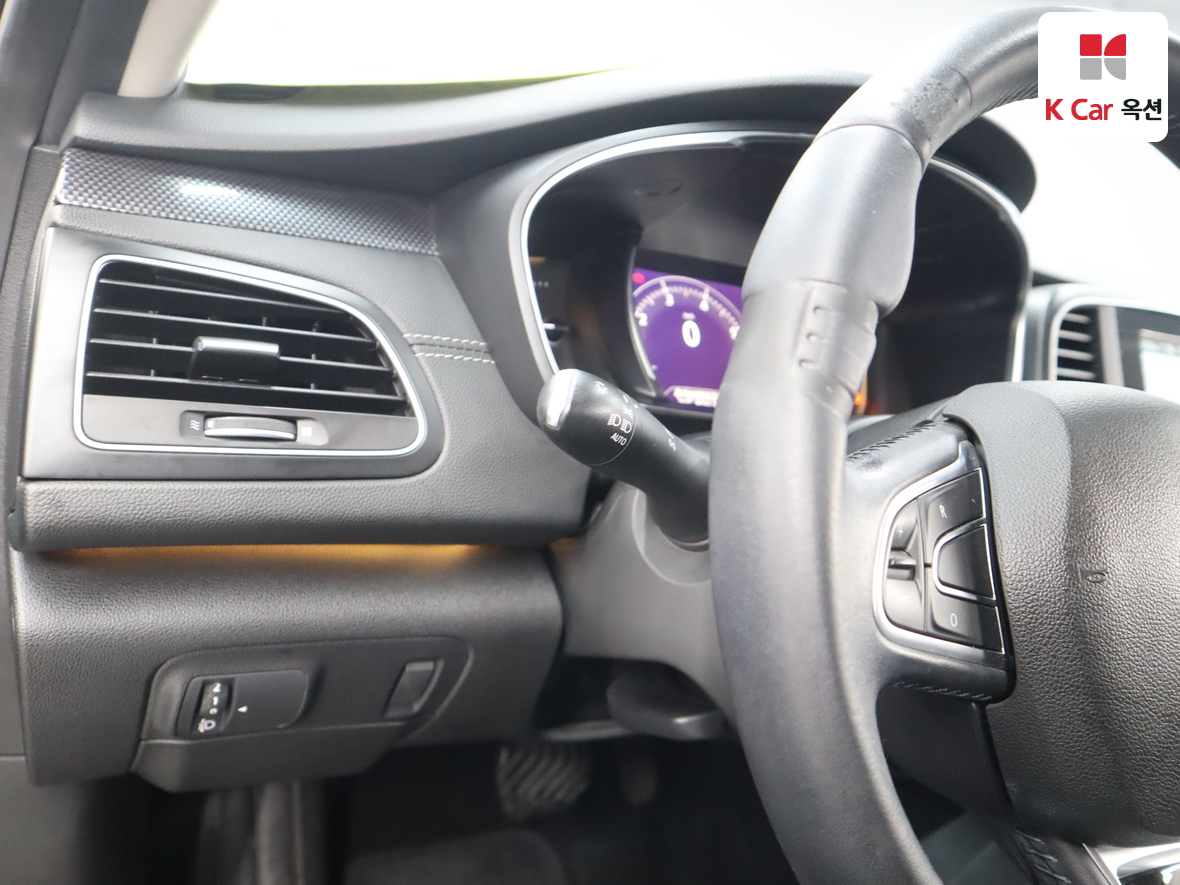Renault Samsung SM6 2016 - Image 9