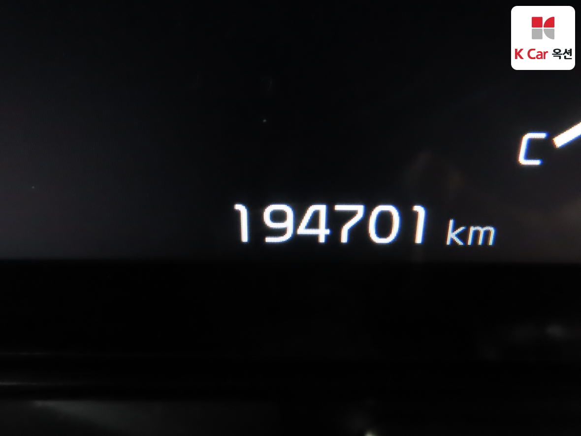 كيا كارنيفال 2023 - صورة 4