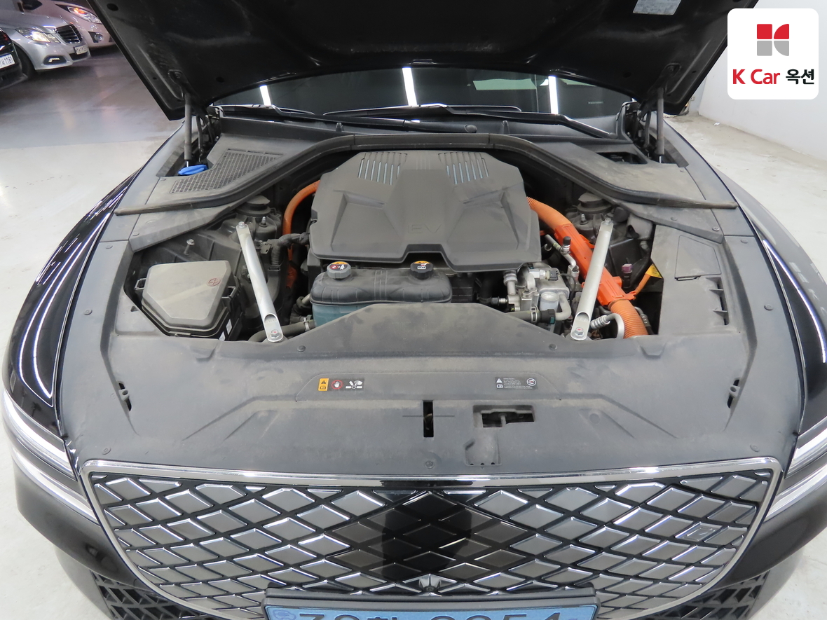 Genesis G80 - 35