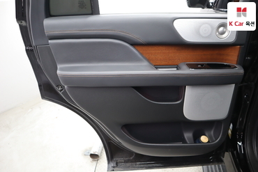 2023 - lincoln navigator