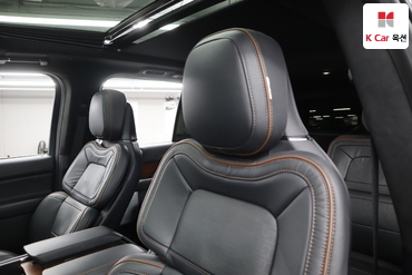 2023 - lincoln navigator