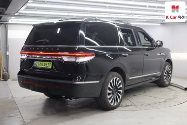 2023 - lincoln navigator