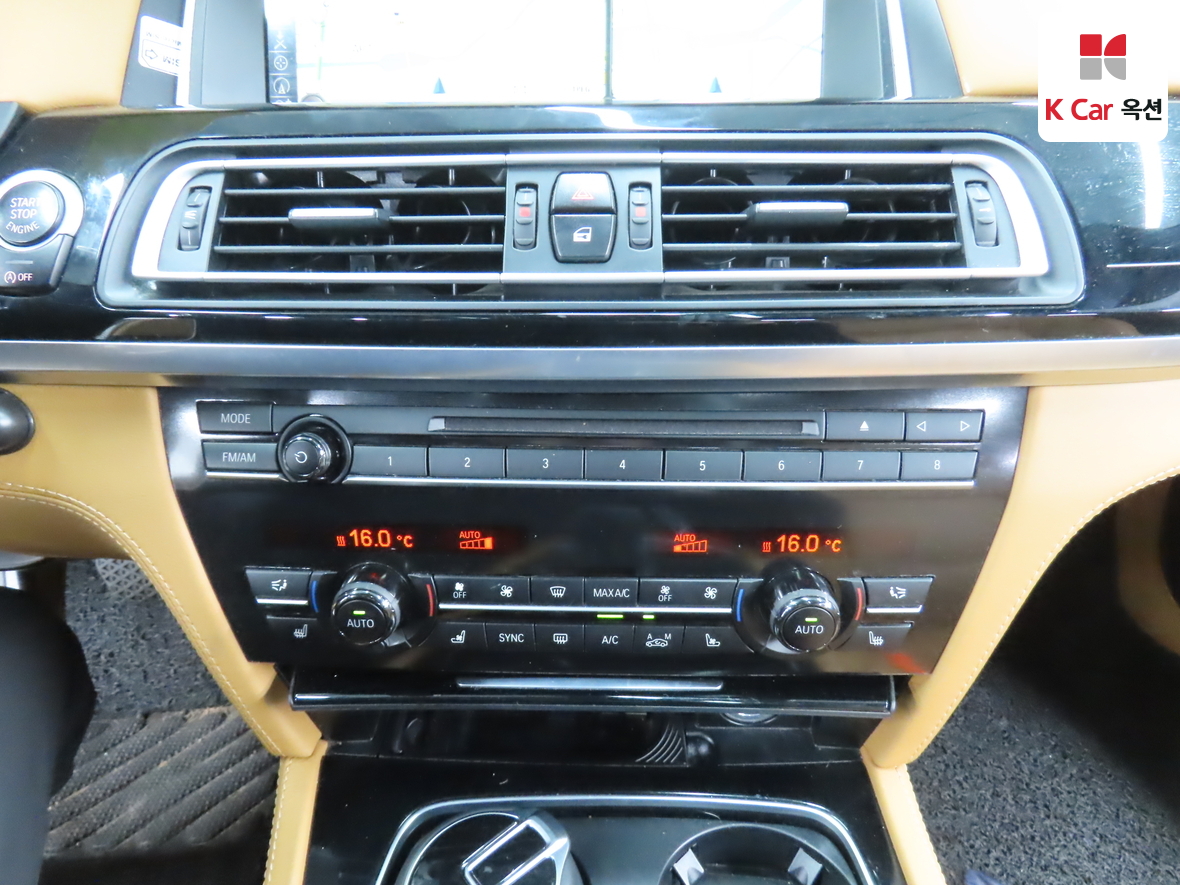 BMW 7 Series - 15