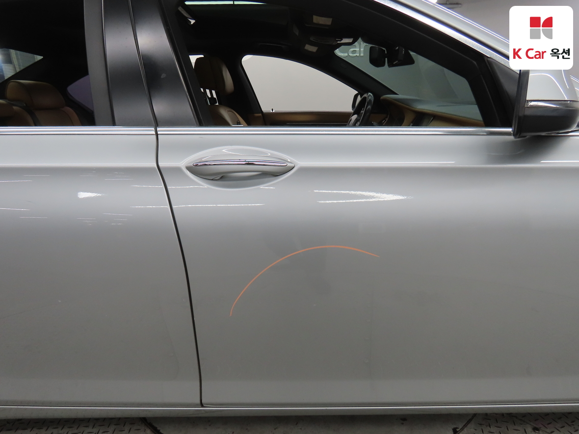 BMW 7 Series - 41