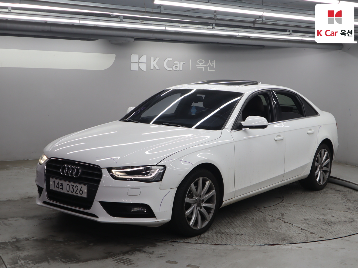 Audi A4 - 1
