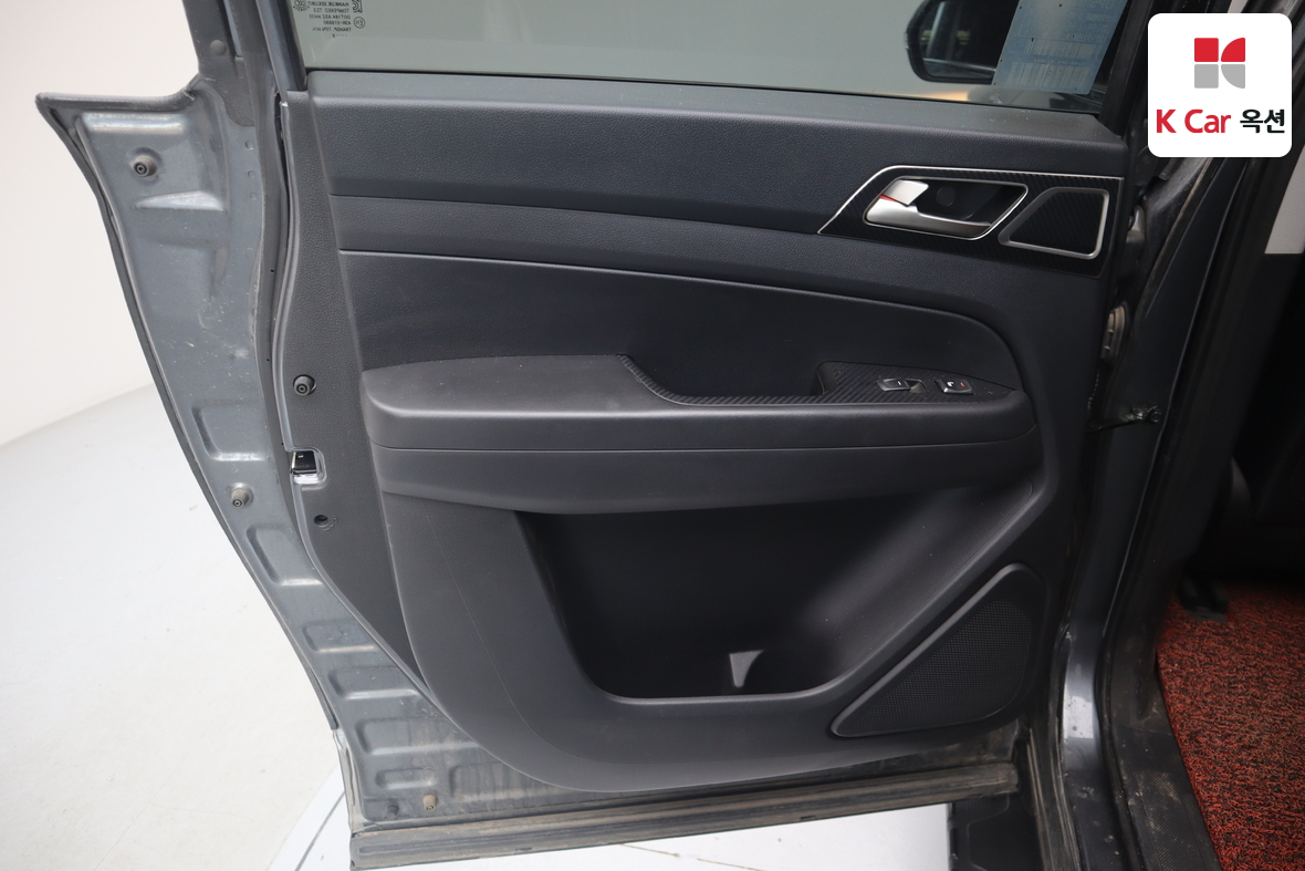 KG Mobility Rexton Sports - 21