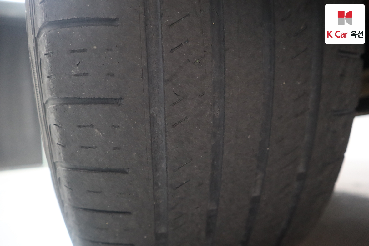KG Mobility Rexton Sports - 30