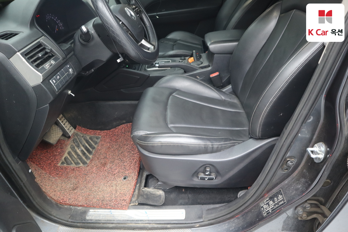 KG Mobility Rexton Sports - 19
