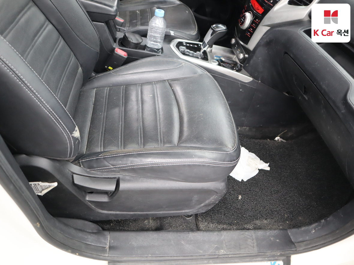 KG Mobility Tivoli - 32