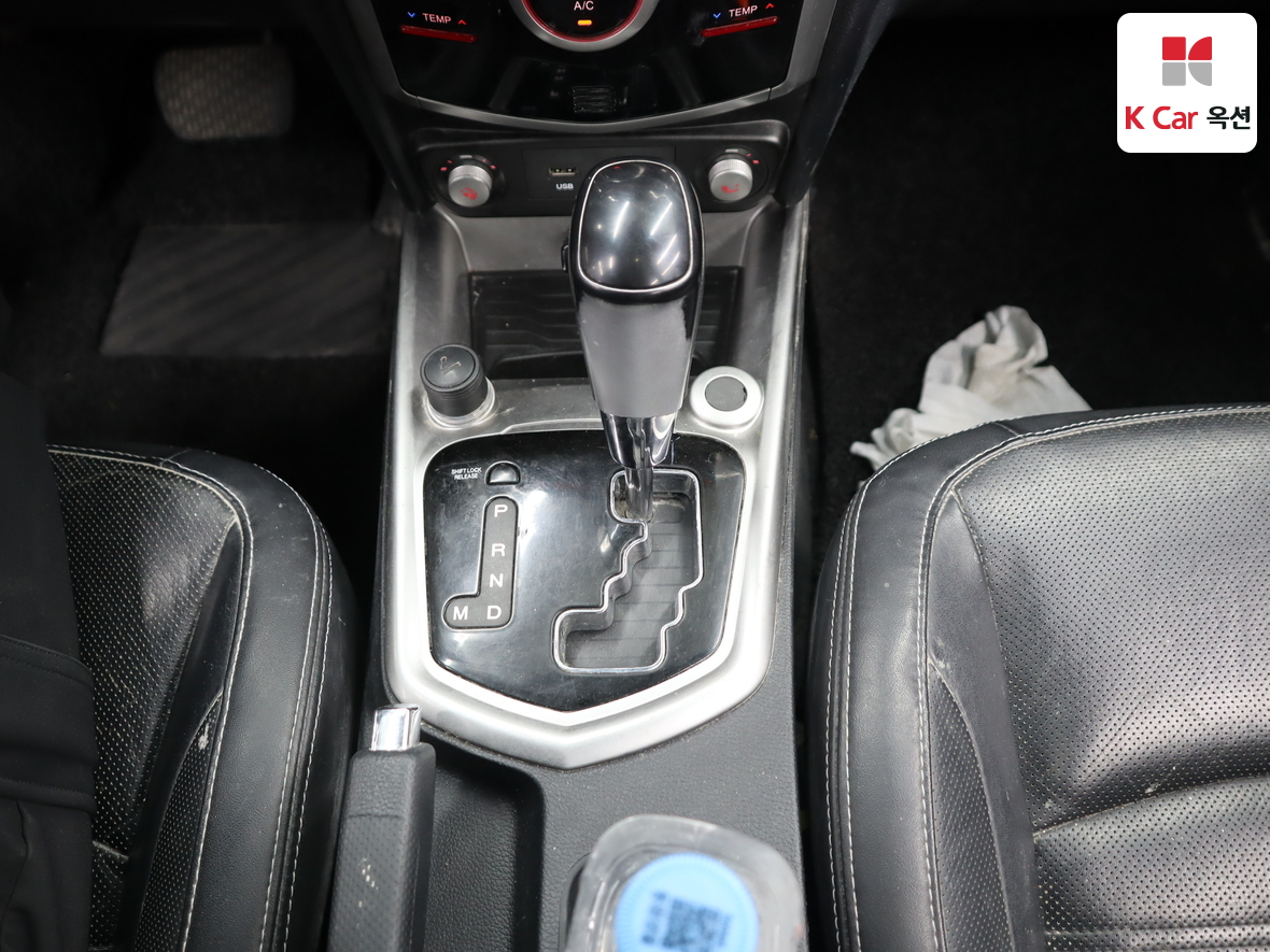 KG Mobility Tivoli - 16