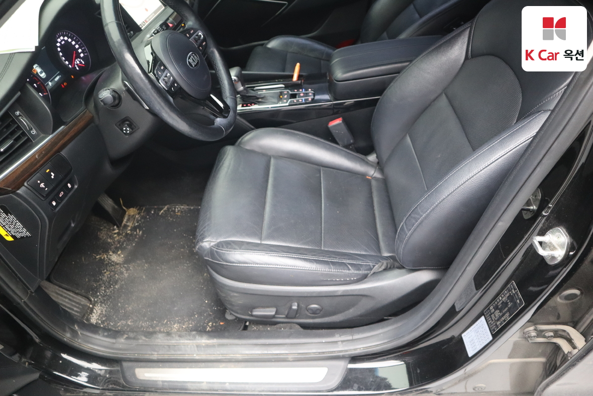 Kia K7 2018 - Image 20