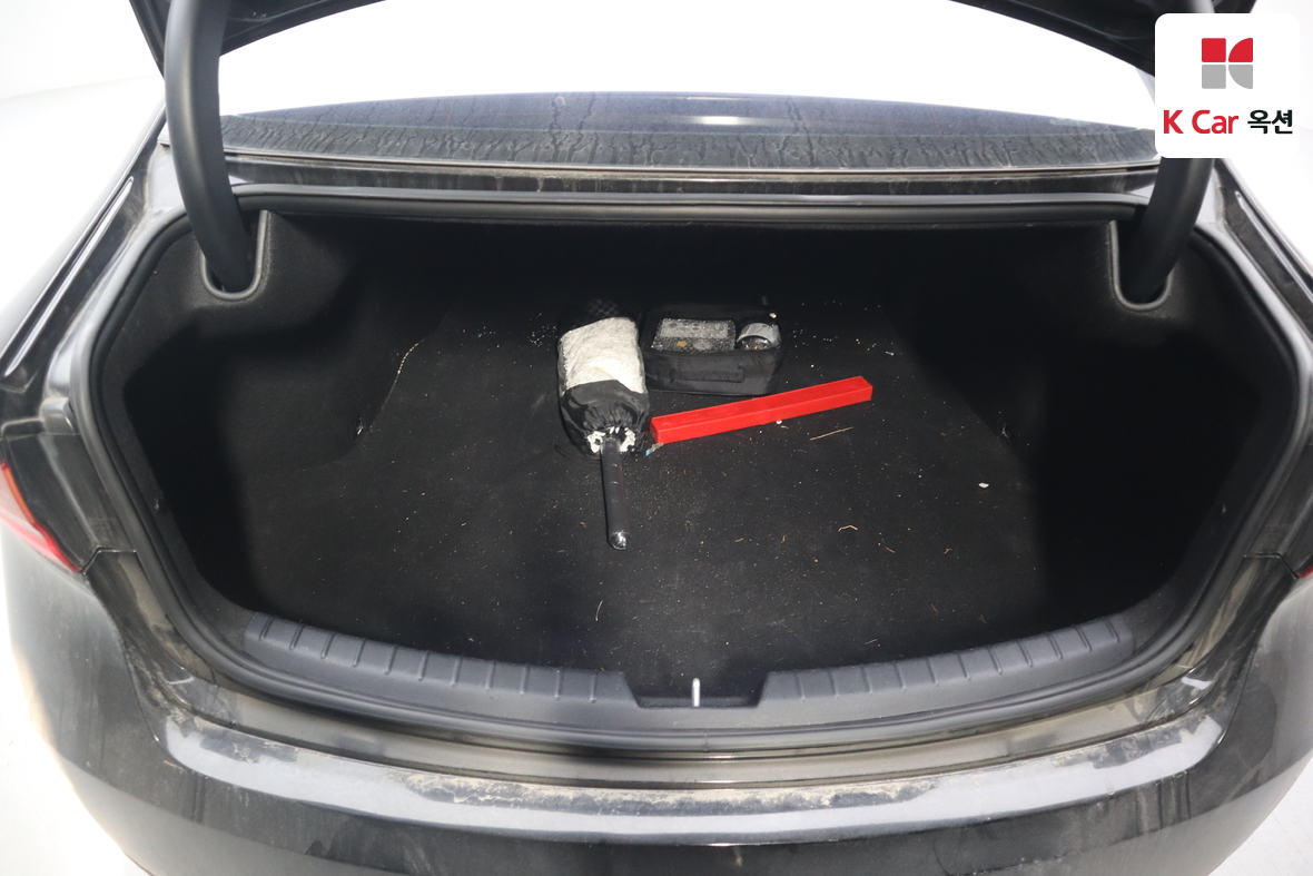 Kia K7 2018 - Image 27