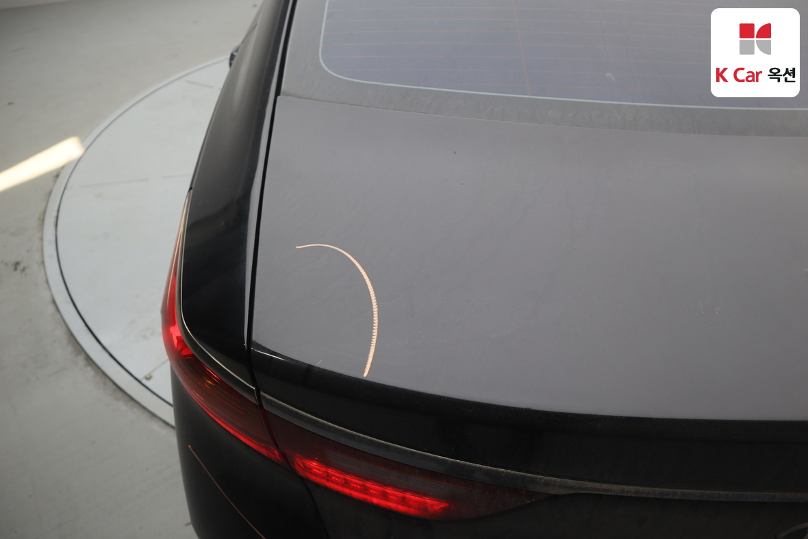 Kia K7 2018 - Image 43