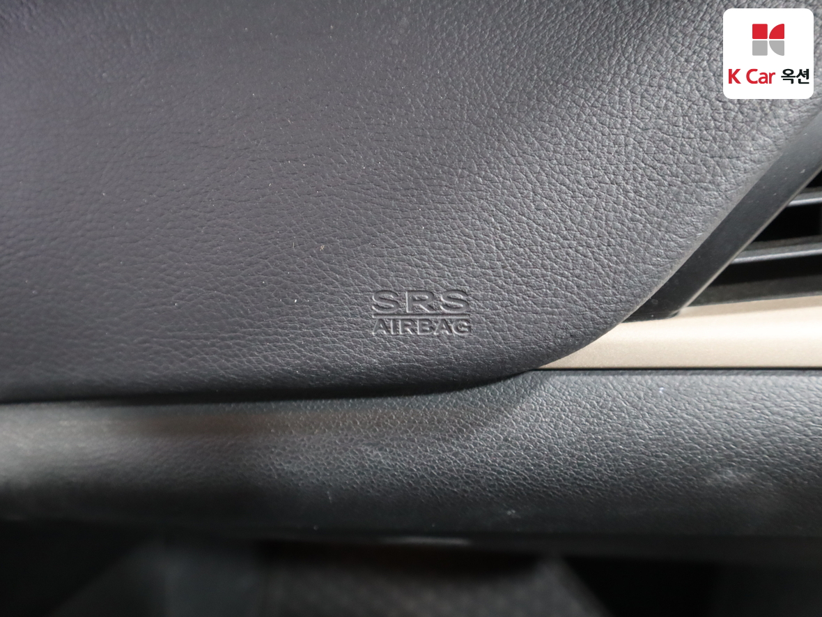 Jeep Cherokee - 36