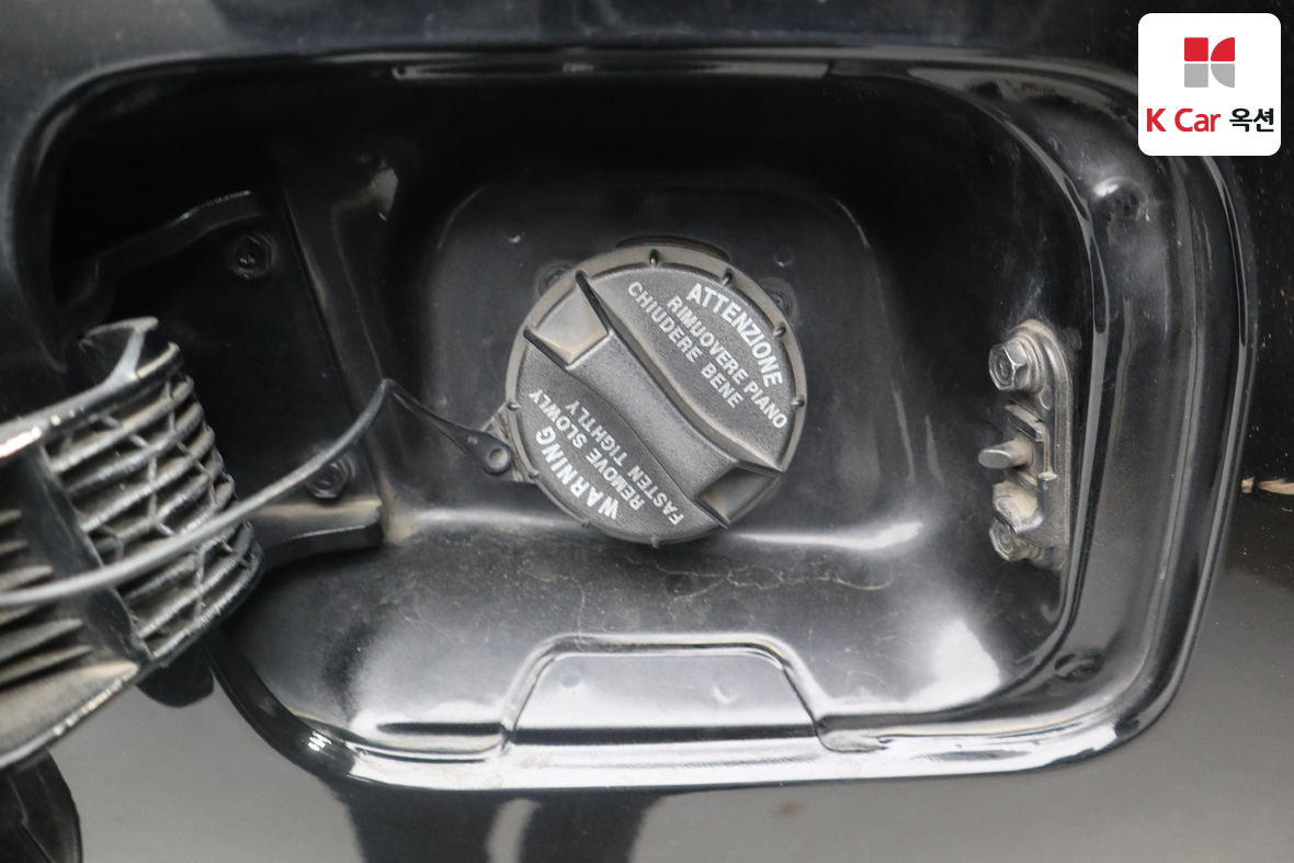 Hyundai AZERA 2014 - Image 23