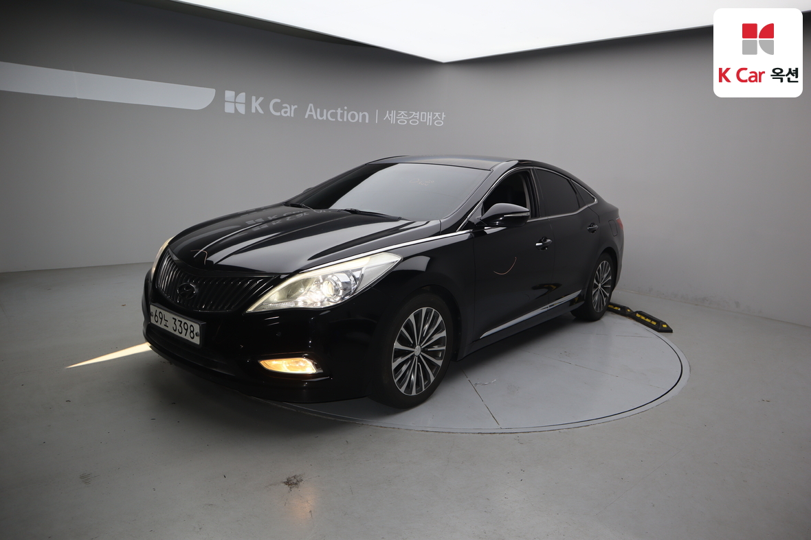 Hyundai AZERA 2014 - Image 1