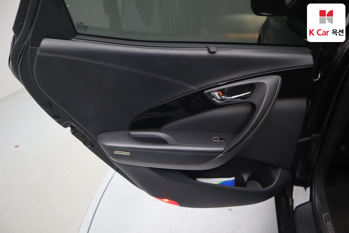 Hyundai AZERA 2014 - Image 20