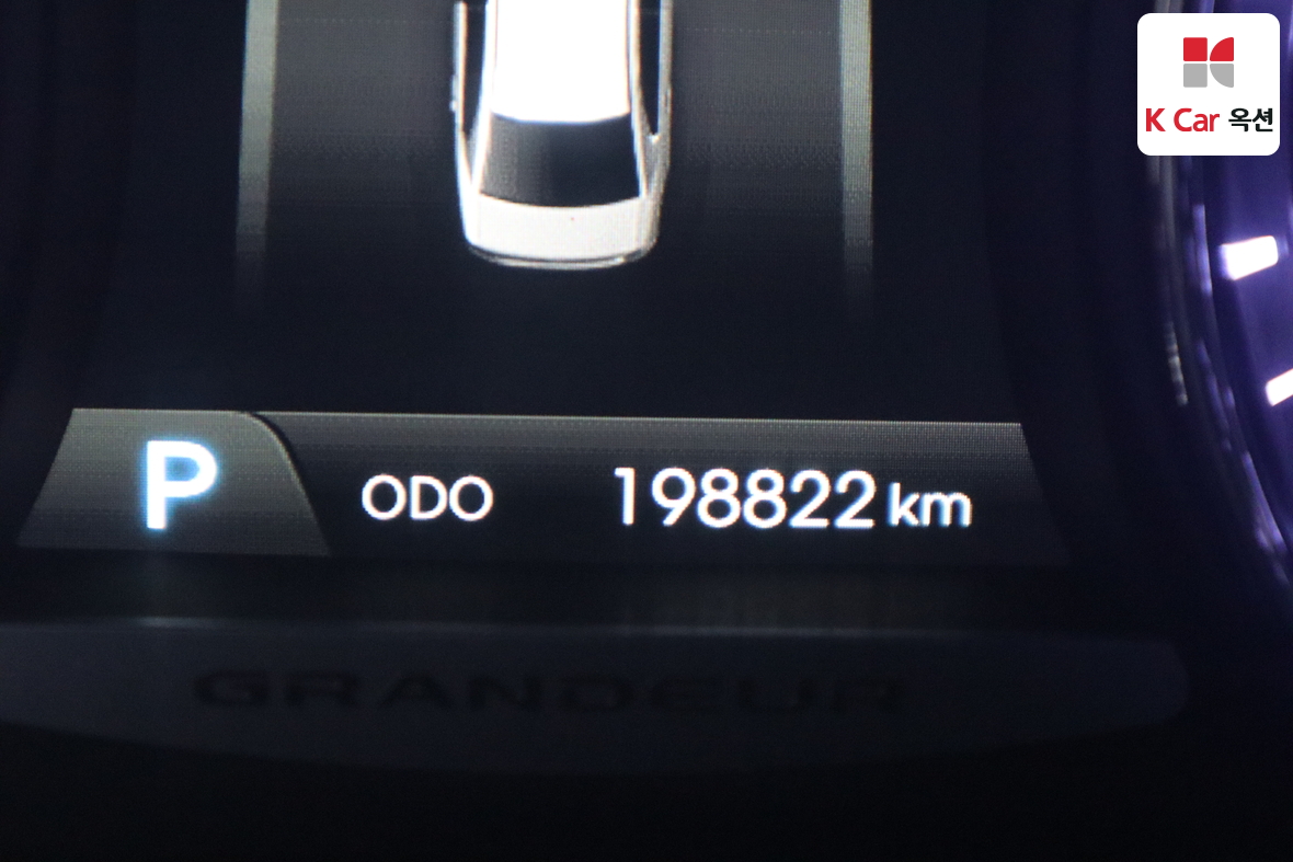 Hyundai AZERA 2014 - Image 4