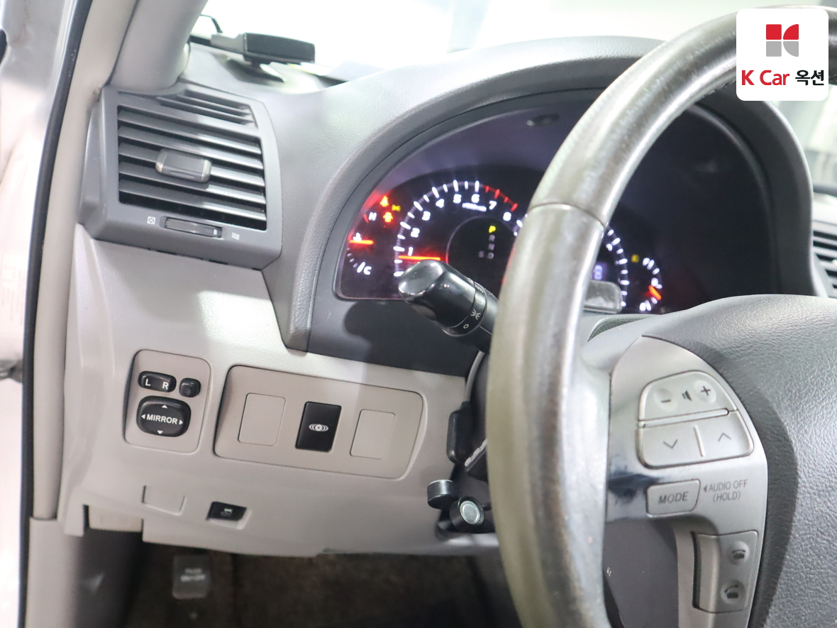 Toyota Camry - 9