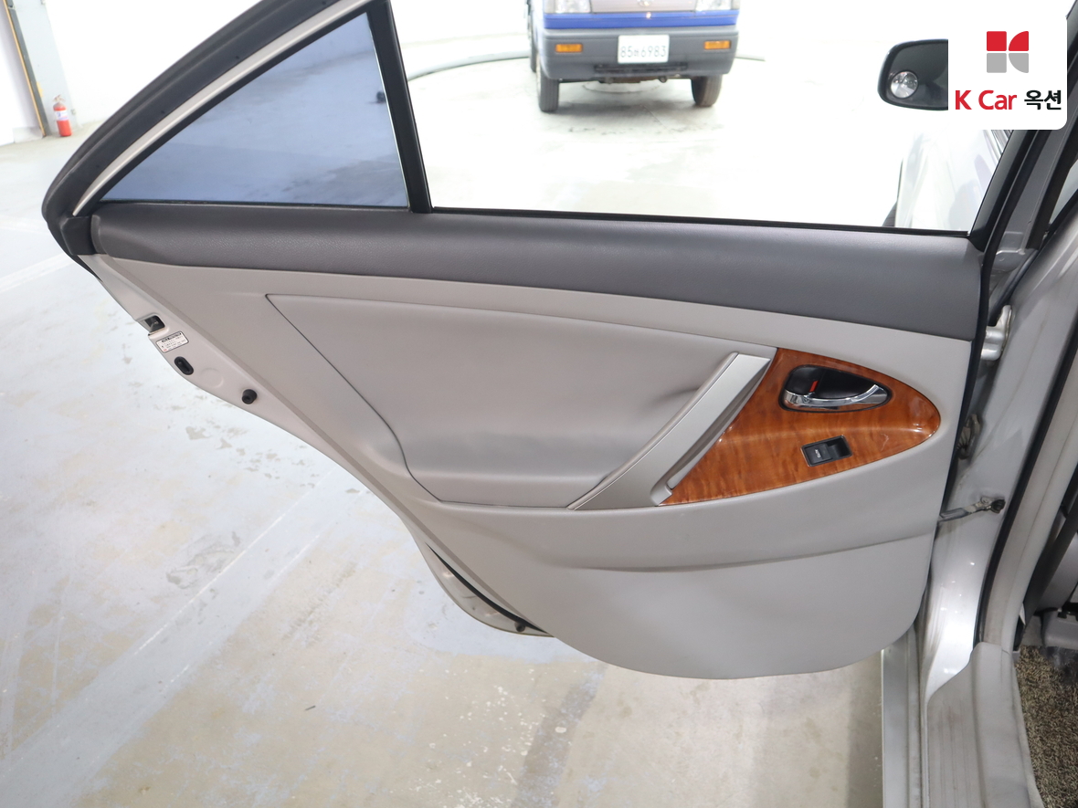 Toyota Camry - 26