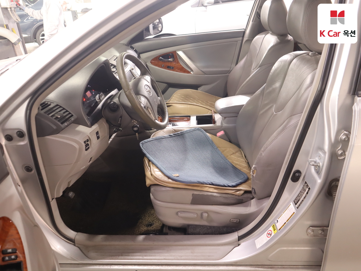 Toyota Camry - 19