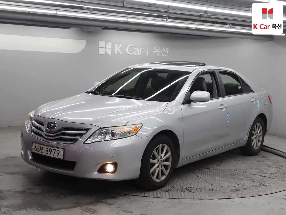 Toyota Camry - 1