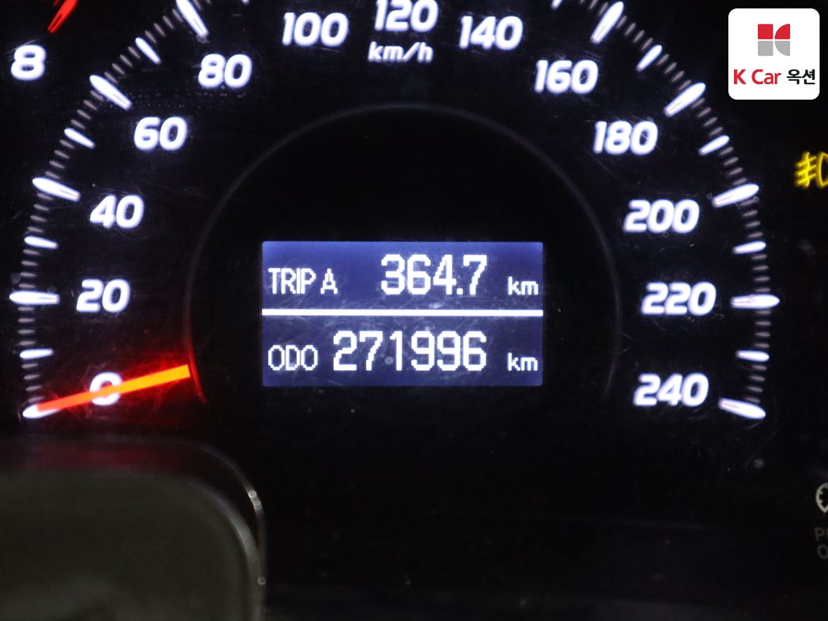 Toyota Camry - 4