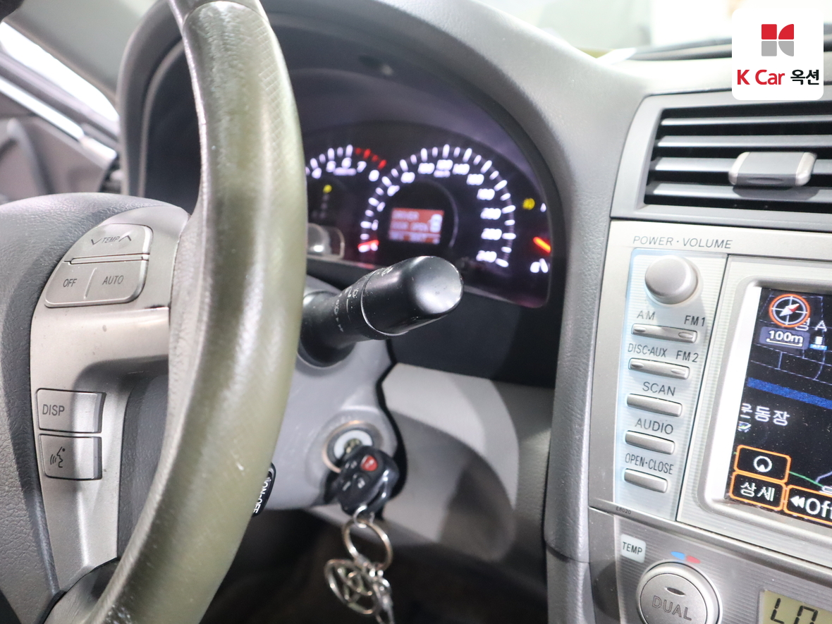 Toyota Camry - 11