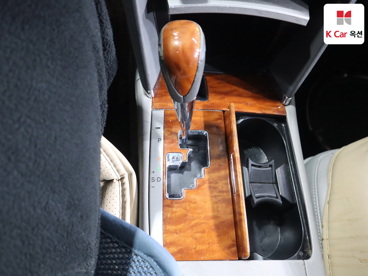 Toyota Camry - 18