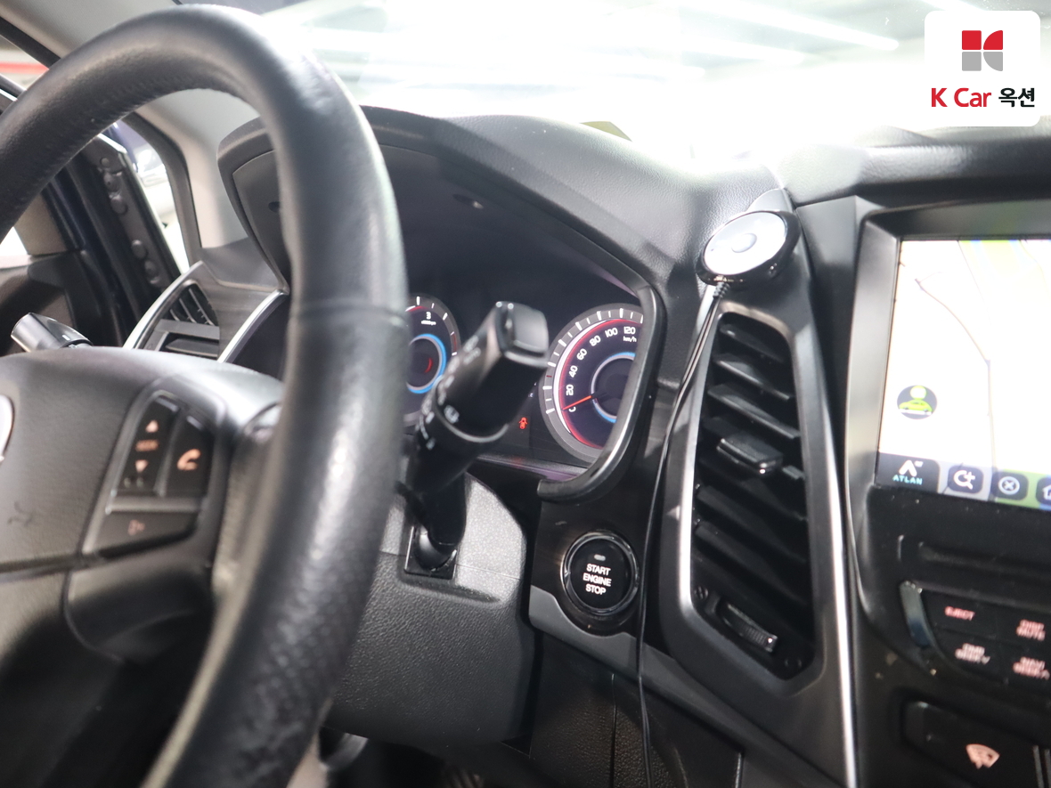 KG Mobility Korando - 11