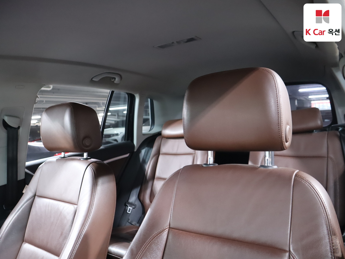 Volkswagen Tiguan - 19