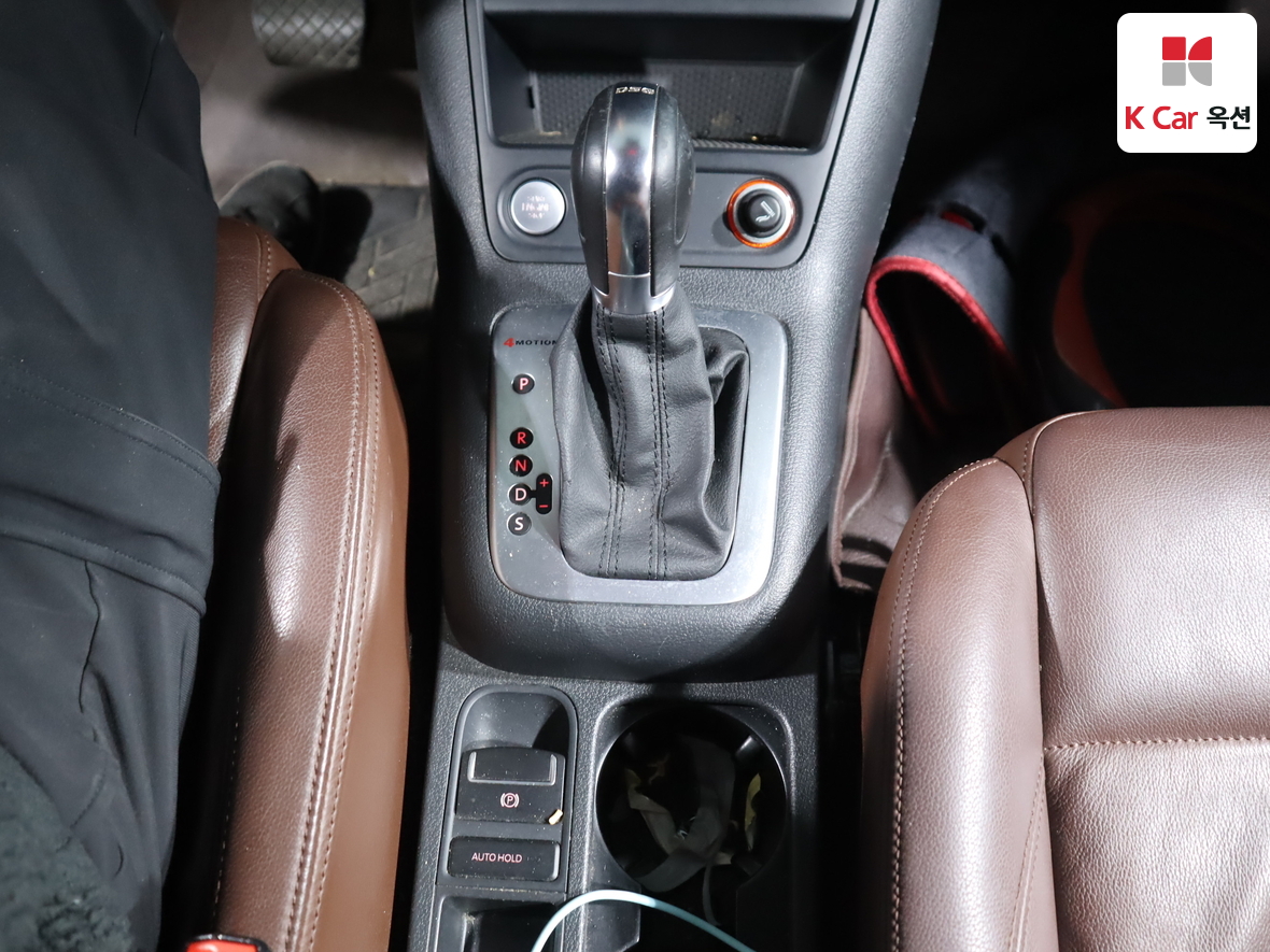 Volkswagen Tiguan - 16