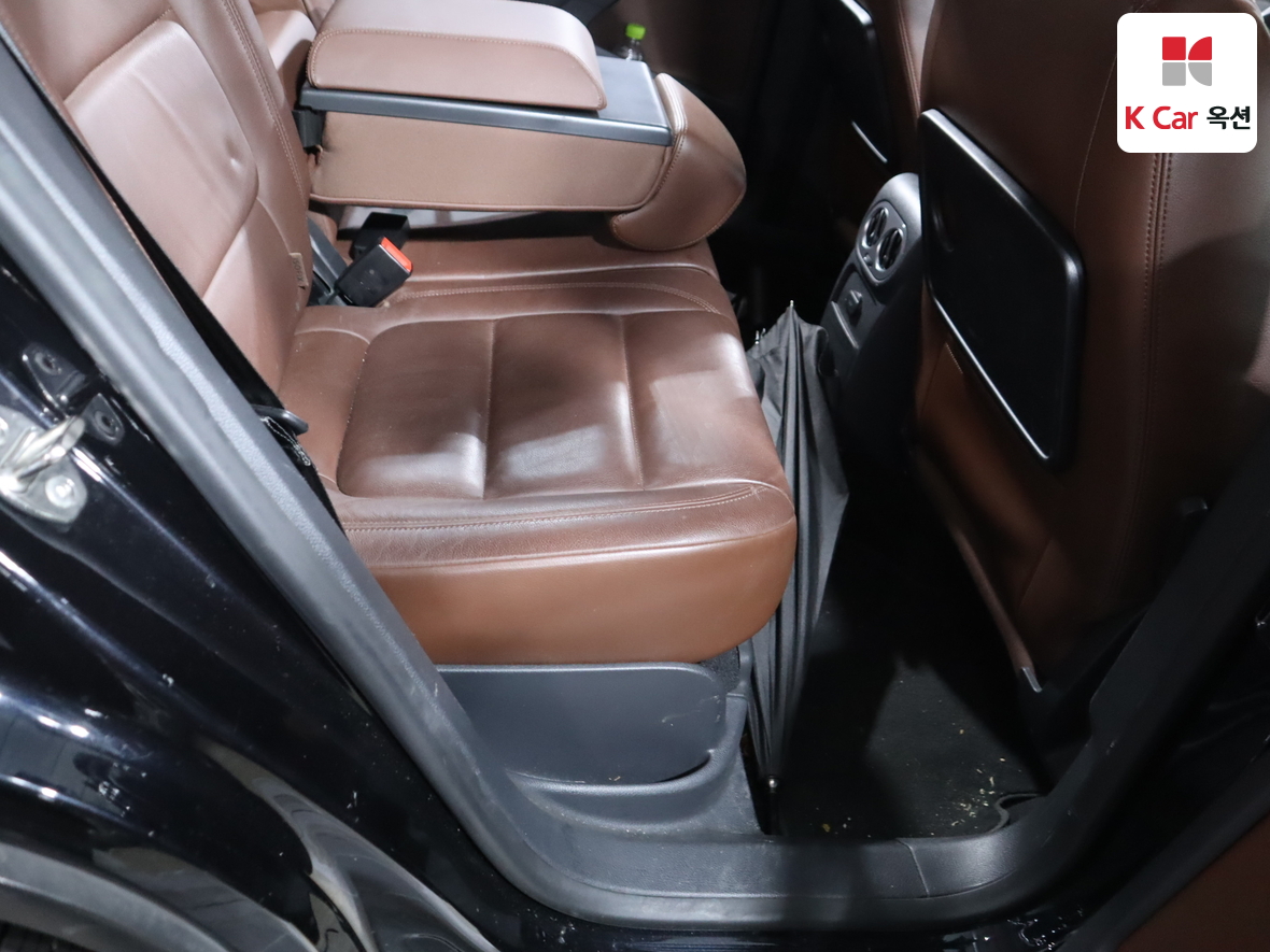 Volkswagen Tiguan - 27