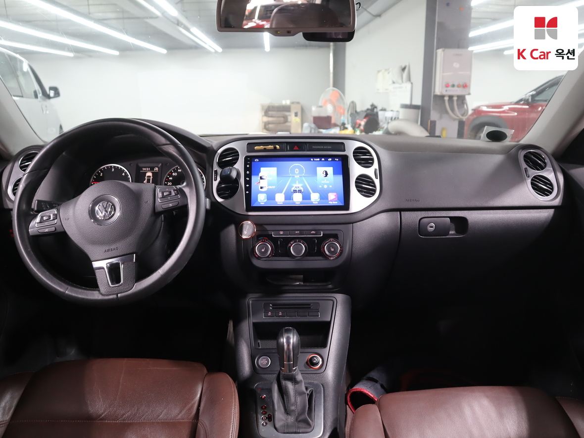 Volkswagen Tiguan - 3