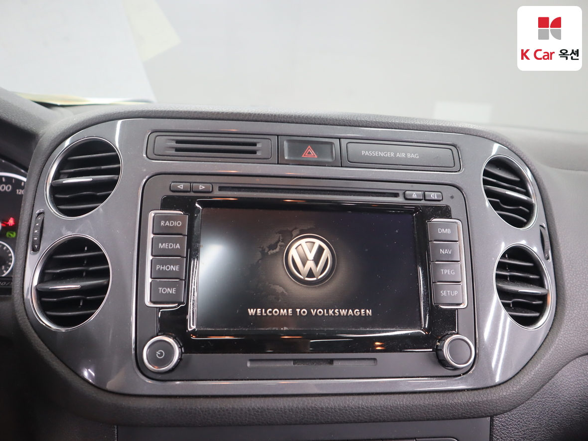 Volkswagen Tiguan - 14