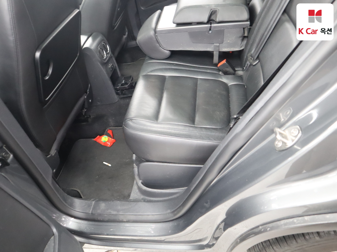 Volkswagen Tiguan - 24