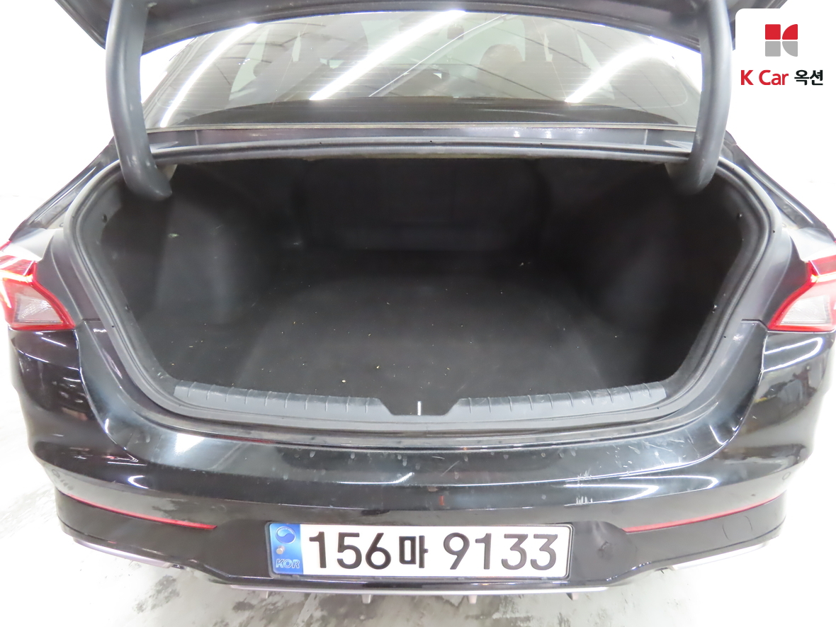 كيا K5 2023 - صورة 25