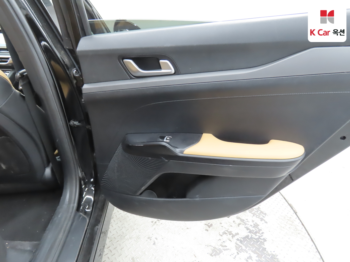 كيا K5 2023 - صورة 26