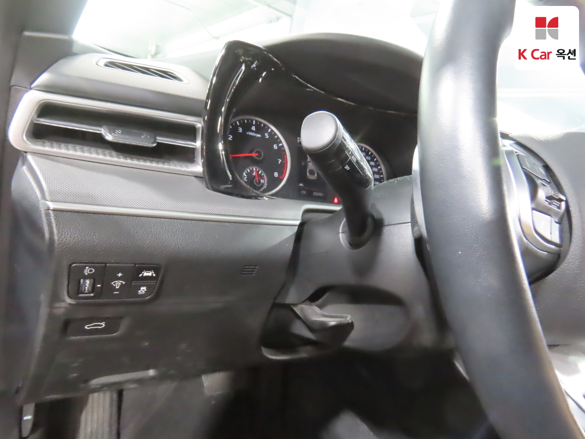 كيا K5 2023 - صورة 9