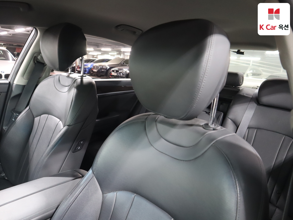 Genesis G80 - 19