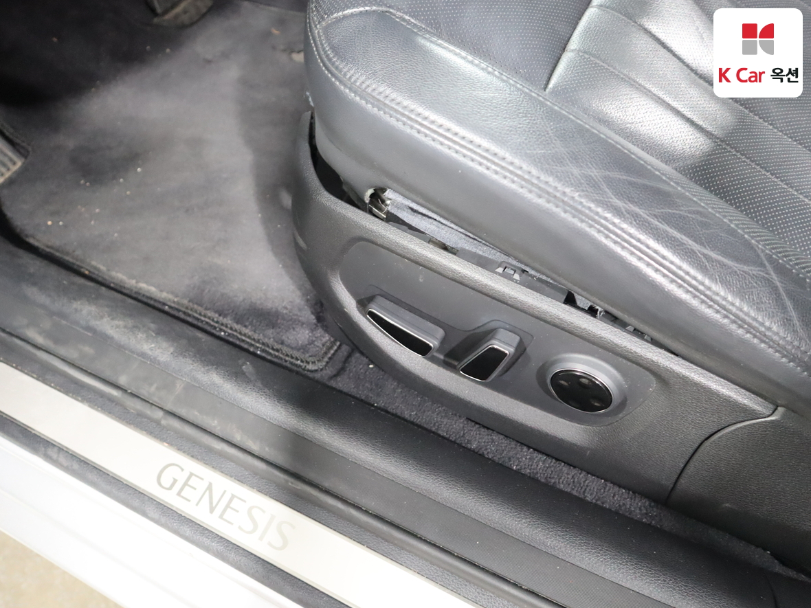 Genesis G80 - 20